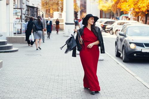 Comment s'habiller quand on a du ventre?  7 clefs pour se sentir bien :)